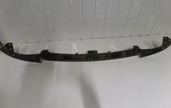 Hyundai Santa Fe Front bumper cross member 21812FE