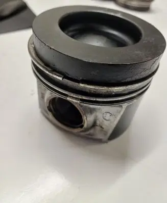 Volkswagen Golf VII Piston 81L150 CRL