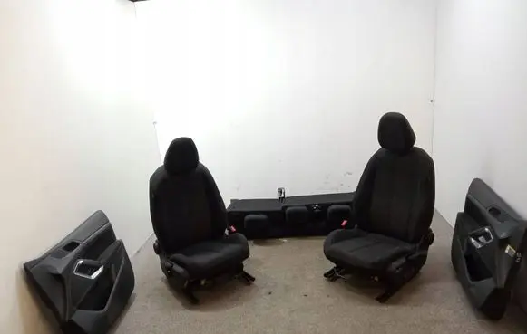 Seat set