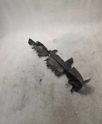 Audi A8 S8 D2 4D Intercooler air guide/duct channel 4D0121283A
