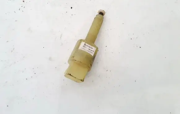 Volkswagen PASSAT B5 Brake pedal sensor switch 4A0945515A 00101003xx