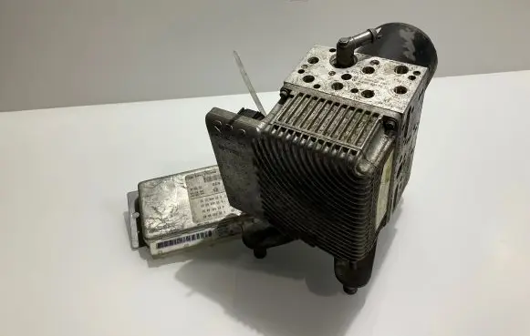 Mercedes-Benz E W211 ABS Pump A0054317212 0265250088 58411271
