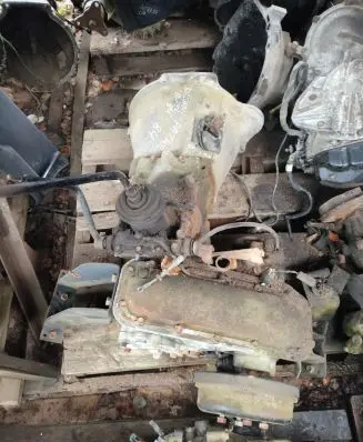 Nissan Patrol 160 Manual 5 speed gearbox 40229