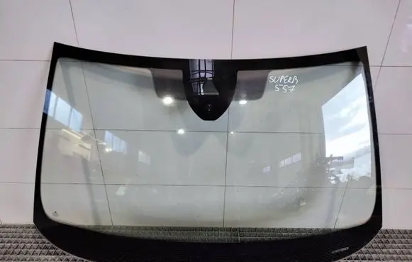 Skoda Superb B8 (3V) Front windscreen/windshield window 3V084501138 3V0845011