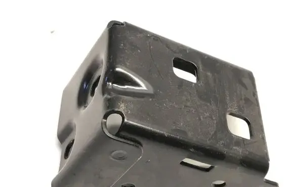Mercedes-Benz E W213 Radiator support slam panel bracket A2136261300