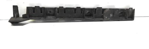 Fender mounting bracket
