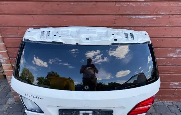 Mercedes-Benz B W246 W242 Tailgate/trunk/boot lid