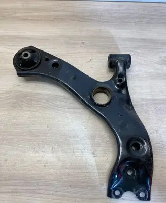 Toyota C-HR I Front lower control arm/wishbone