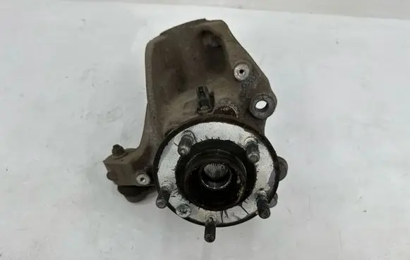 Volvo V40 Front wheel hub spindle knuckle 31387651