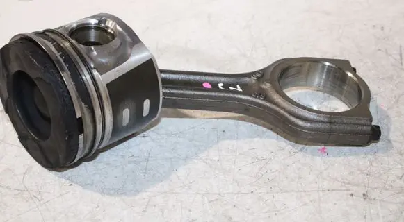 Citroen Jumpy Piston with connecting rod 619 75L93