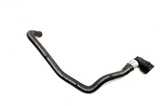 Volvo XC90 Engine coolant pipe/hose 8649879
