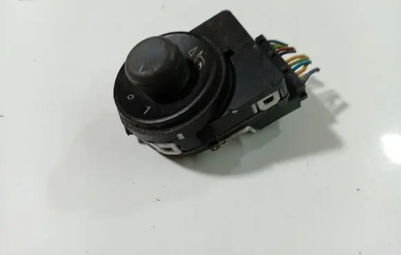 Opel Insignia A Wing mirror switch 13271833