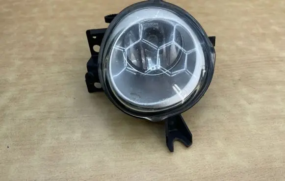 Volkswagen Touareg I Front fog light 7L6941700B