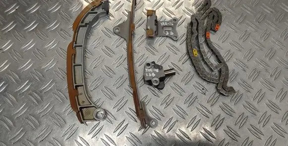 Toyota Yaris Slide rail for timing chain 