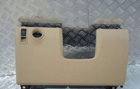 Porsche Cayenne (92A) Glove box set 