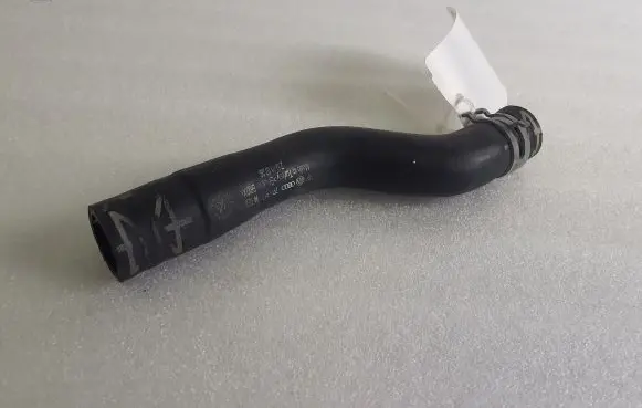 Porsche Cayenne (92A) Engine coolant pipe/hose ZD010709 32108