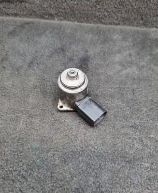 Audi A6 S6 C6 4F Hydraulic servotronic pressure valve 4F0998317A 8E2998317