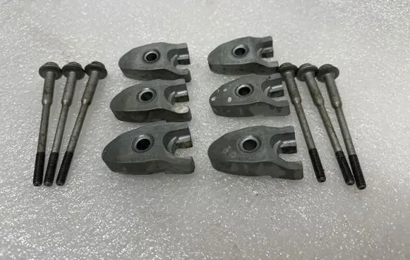 Audi A6 Allroad C7 Fuel Injector clamp holder 059216J