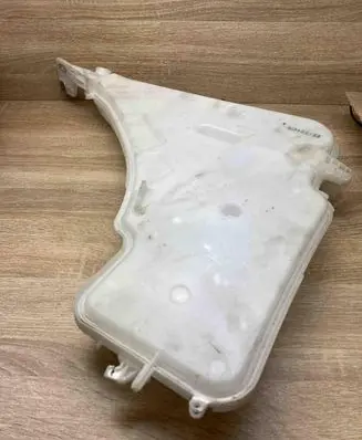 BMW 3 F30 F35 F31 Windshield washer fluid reservoir/tank 7241679