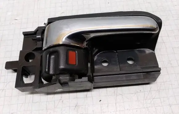 Toyota Corolla E120 E130 Front door interior handle 5059447