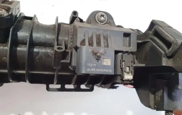 BMW 1 F20 F21 Glow plug pre-heat relay 781085603 0522120103