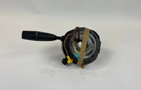 Maserati Ghibli Wiper turn signal indicator stalk/switch 670098392