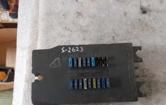 Mercedes-Benz Vito Viano W638 Fuse module a0005400650 0005400650