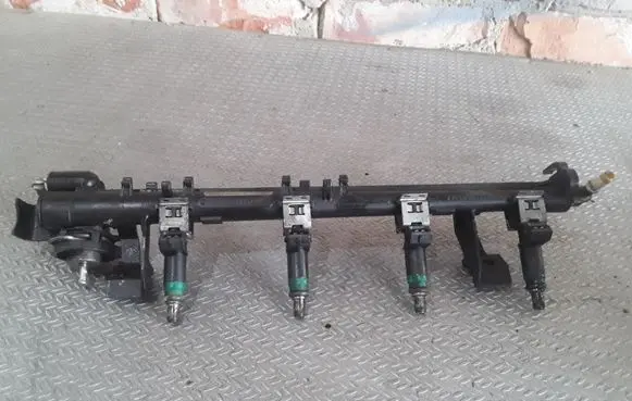 Ford Fiesta Fuel main line pipe 5S6G9H487AA