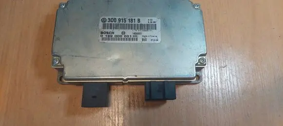 Volkswagen Phaeton Battery control module 3D0915181B 0199000001 140000E1