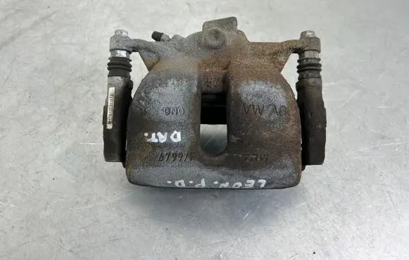 Seat Leon (5F) Front brake caliper