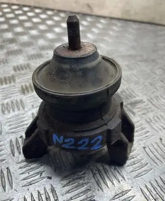 Engine mount bracket