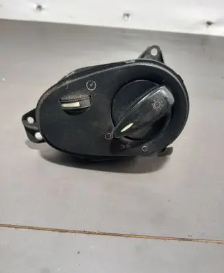 Ford Focus Light switch 98AG13A024DE 04052533 000309A