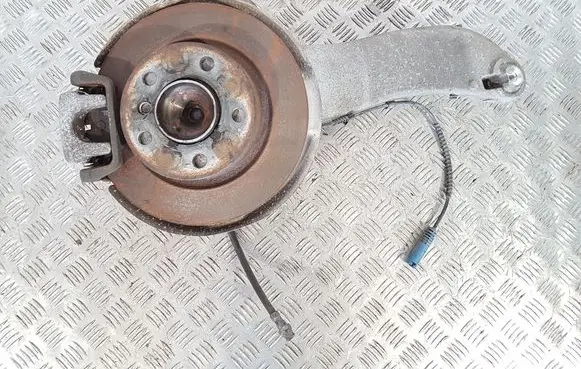 Mini Cooper Countryman R60 Rear wheel hub 9805657