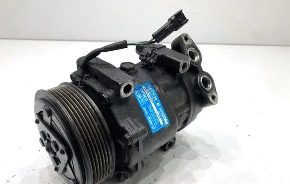 Volvo V50 Air conditioning (A/C) compressor (pump) SD7V16