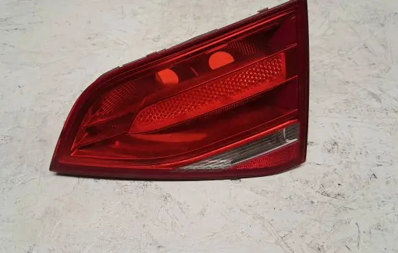 Audi A4 S4 B8 8K Tailgate rear/tail lights 166974