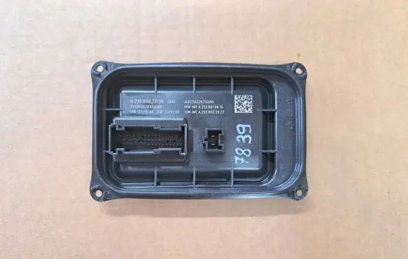 Mercedes-Benz E W213 Xenon control unit/module A2139007839