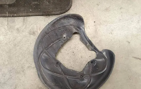 Audi SQ7 Rear brake disc plate dust cover