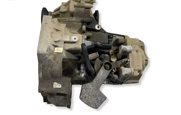 Volkswagen PASSAT B7 Manual 6 speed gearbox MYP