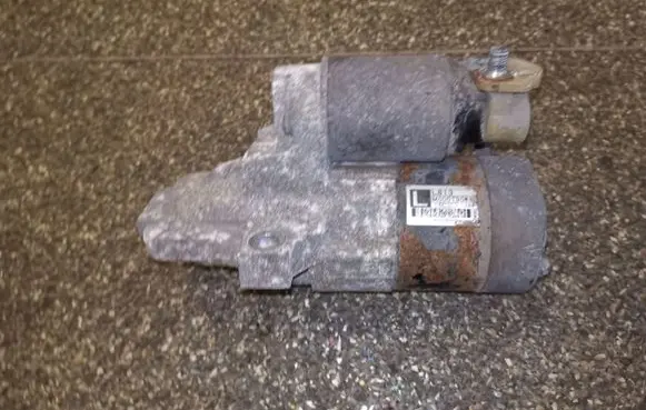 Mazda 3 I Starter motor M000T90981