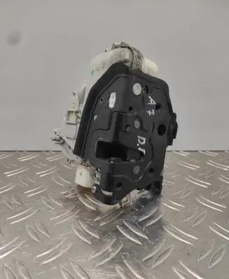 Audi A7 S7 4G Front door lock 8J2837016C 1010V6SA0