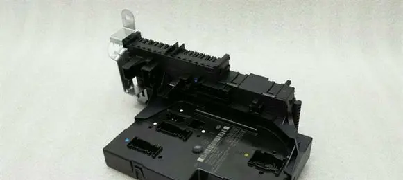 Mercedes-Benz SLK R172 Fuse module A1729060005