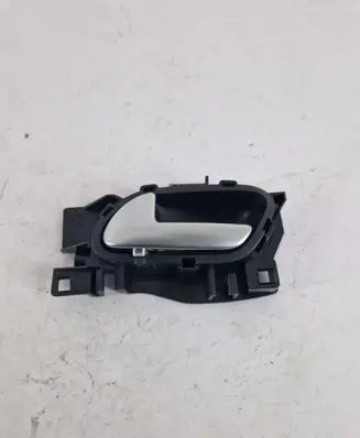 Peugeot 208 Front door interior handle 96555518VV