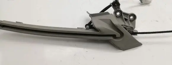 Mercedes-Benz E W212 Electric rear window sunshade cover 2128202942