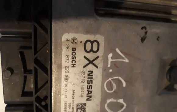 Nissan X-Trail T32 Engine control unit/module 23710HX44A 0281032229