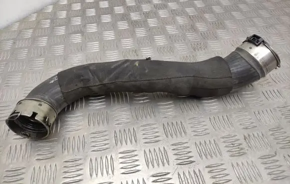 Nissan X-Trail T32 Intercooler hose/pipe