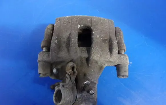 Ford Focus C-MAX Rear brake caliper