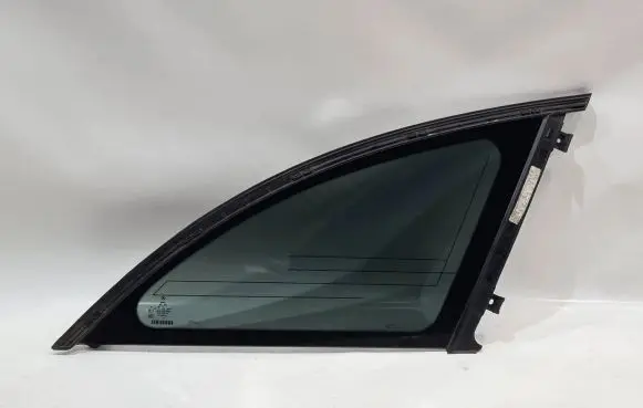 Mercedes-Benz R W251 Rear side window