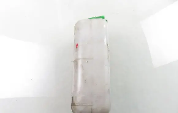 Suzuki Jimny Coolant expansion tank/reservoir 