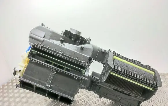 Volkswagen T-Roc Interior heater climate box assembly housing 5WB816002N