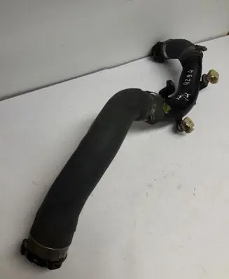 Intercooler hose/pipe